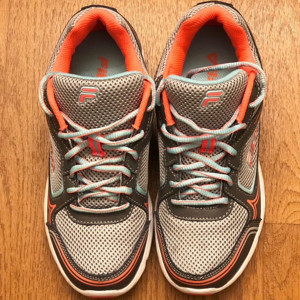Fila Running Shoes. - Picture 2 of 5